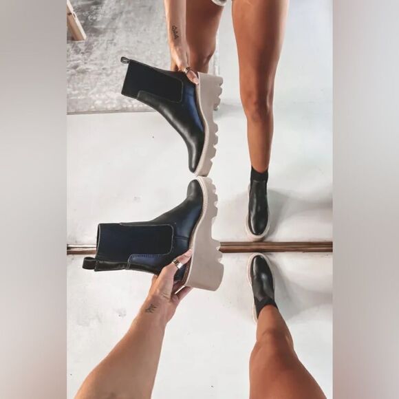 Dolce Vita Hoven H2O Boots Onyx Leather - Picture 4 of 12